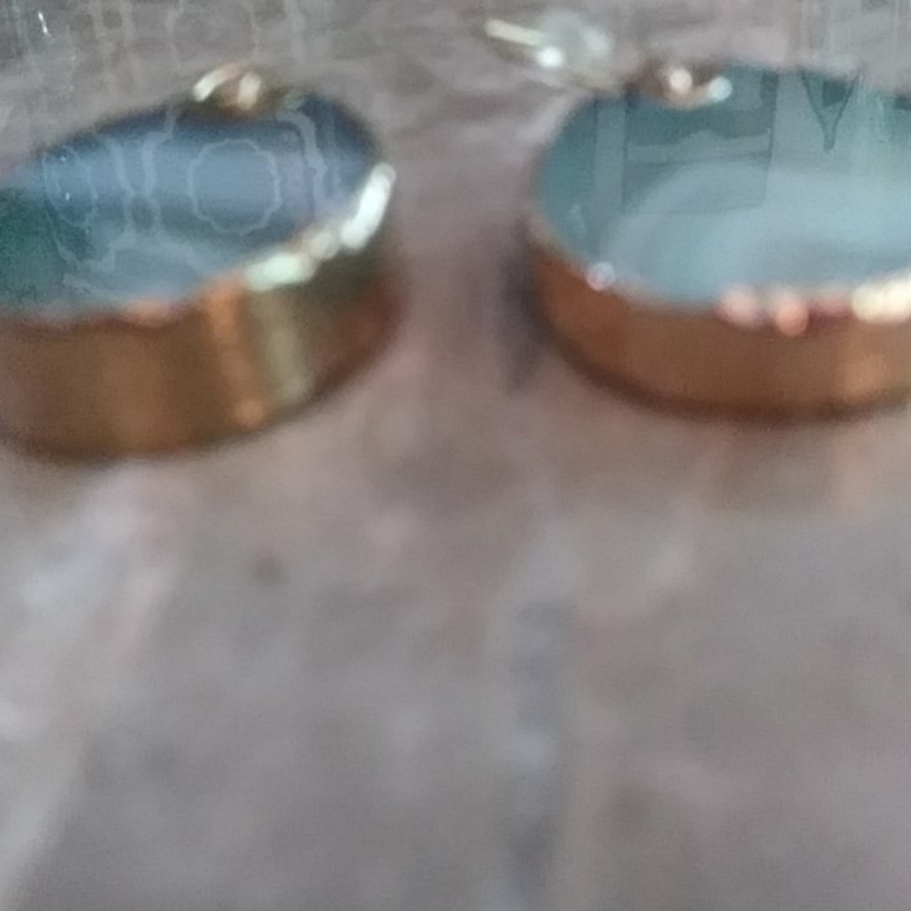 NWOT Agate Geode Stone Earrings - Picture 2 of 4